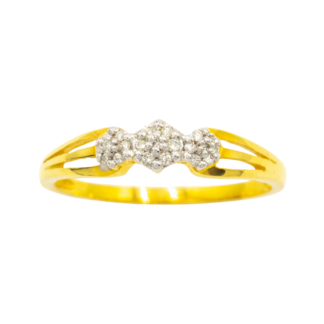 แหวนกระจุก 3 กระจุก