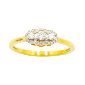 แหวนเพชร สาม เม็ด ล้อม