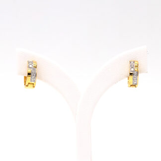 ต่างหูห่วง ฝังเพชร สลับกัน ใส่สวย