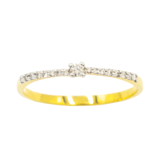 แหวนชูเล็กๆ บ่าข้างพริ้วๆ