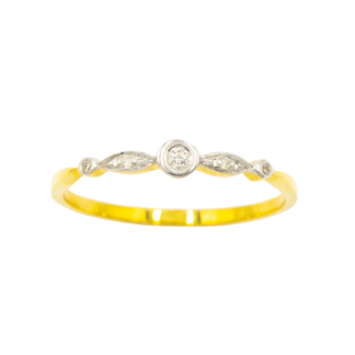 แหวนรูปวงกลม สลับ ทรงรักบี้