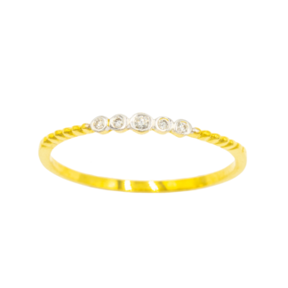 แหวนแถวเรียงกัน 5 เม็ด บ่าข้างคล้ายไข่ปลา