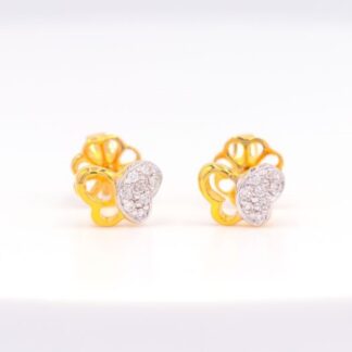 ต่างหูผีเสื้อ ฝังเพชรครึ่งตัวน่ารักๆ