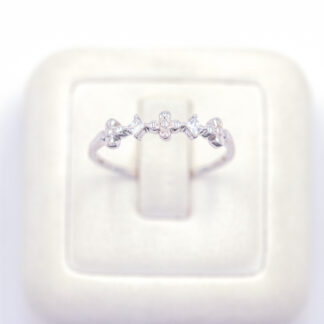 แหวนเงินดอกไม้สลับเพชร เงินแท้92.5% เพชร CZ LKM662