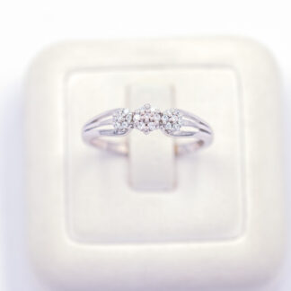 แหวนเงินสามกระจุก เงินแท้92.5% เพชร CZ LKM622