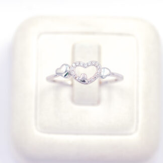 แหวนเงินฝังสอด หัวใจ เงินแท้92.5% เพชร CZ LKM645