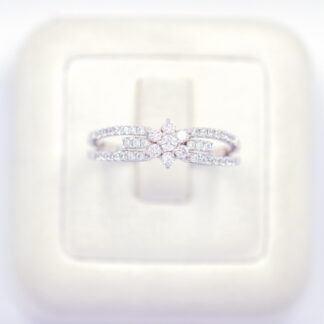 แหวนเงินดอกไม้ก้านพชร เงินแท้92.5% เพชร CZ LKM677