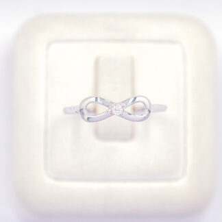 แหวนเงินอินฟินิตี้ infinity เม็ดเดียว เงินแท้92.5% เพชร CZ LKM550