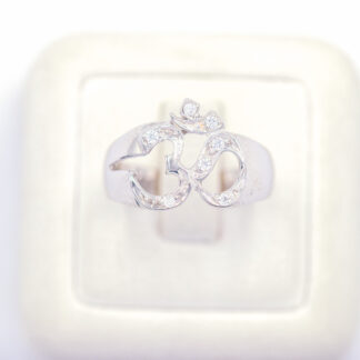 แหวนเงินโอม เงินแท้92.5% เพชร CZ LKM708