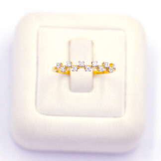 แหวนเพชรสลับ เงินแท้92.5% เพชร CZ LKM763