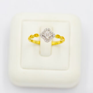 แหวนโคฟเวอร์ 4 แฉก ก้านโซ่