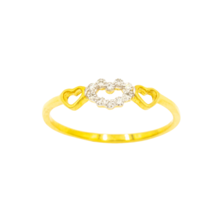 แหวนหัวใจฝังเพชรรอบ