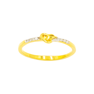 แหวนหัวใจบ่าเพชร